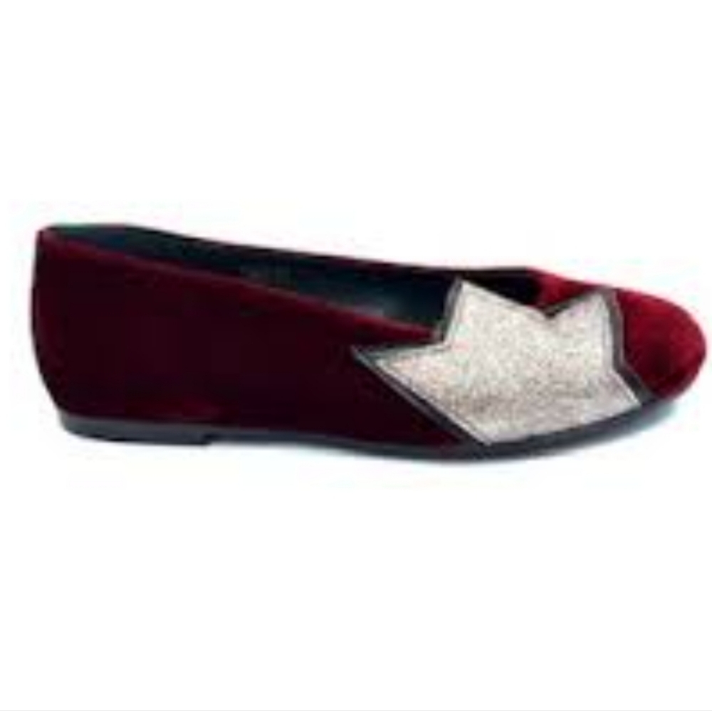 BluBlonc burgundy red velvet flats with glittering star, made in Spain, sz 8.5